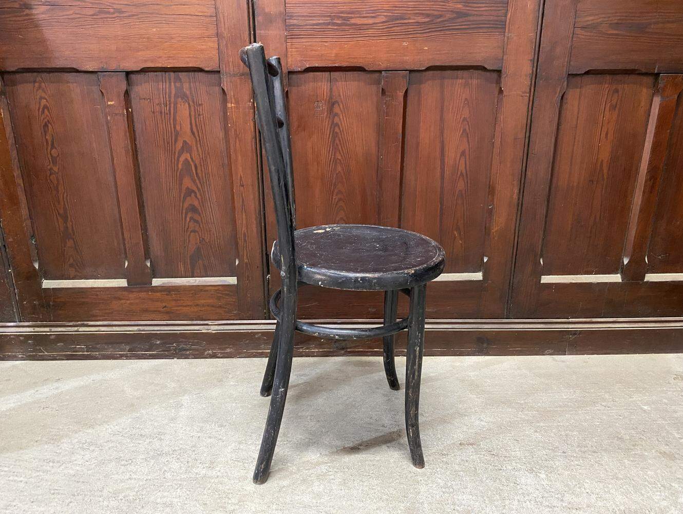 ベントウッドチェア