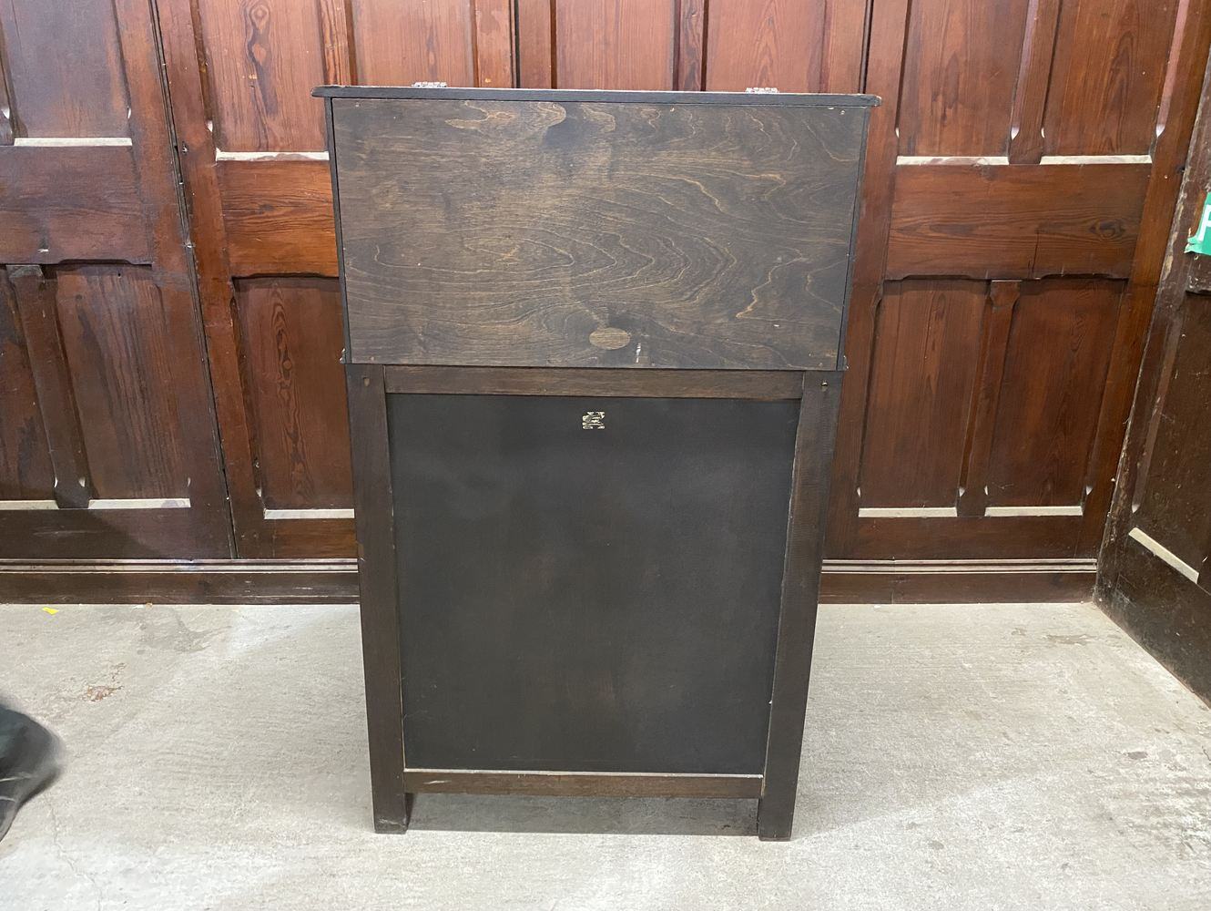 カクテルキャビネット