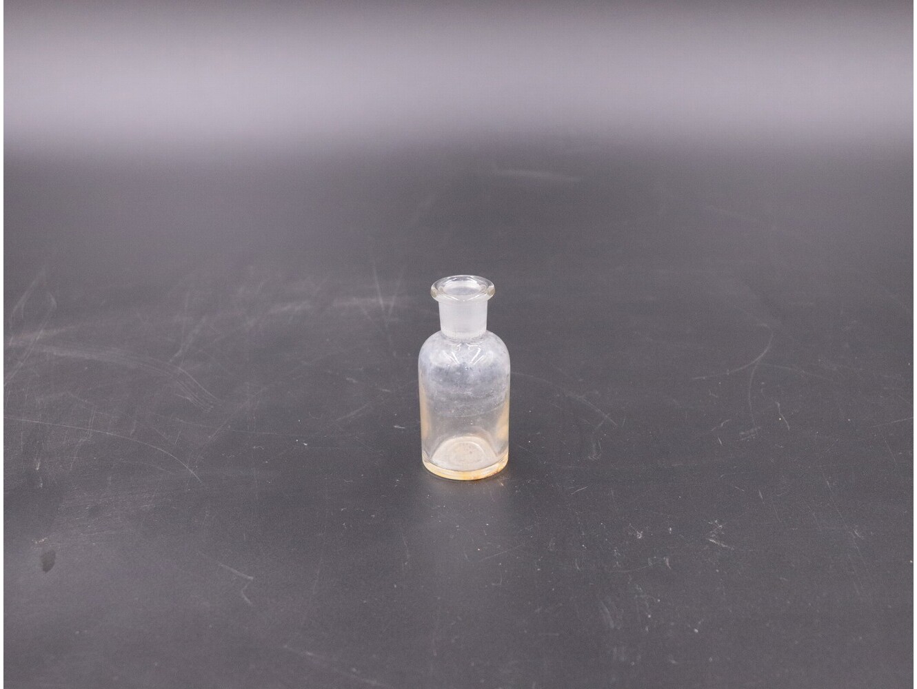 アンティークボトル