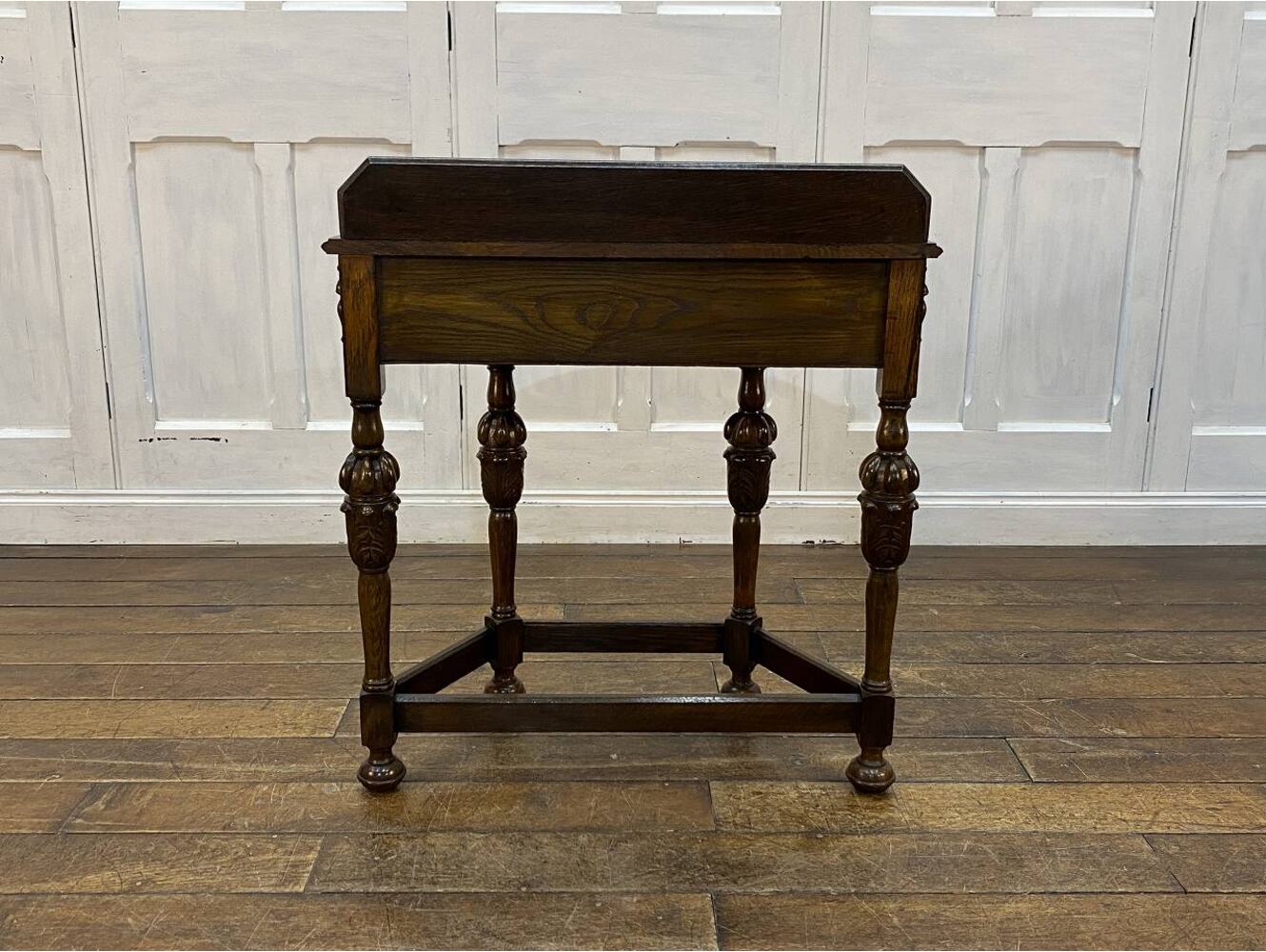 コンソールテーブル | アンティーク家具,テーブル,サイドテーブル