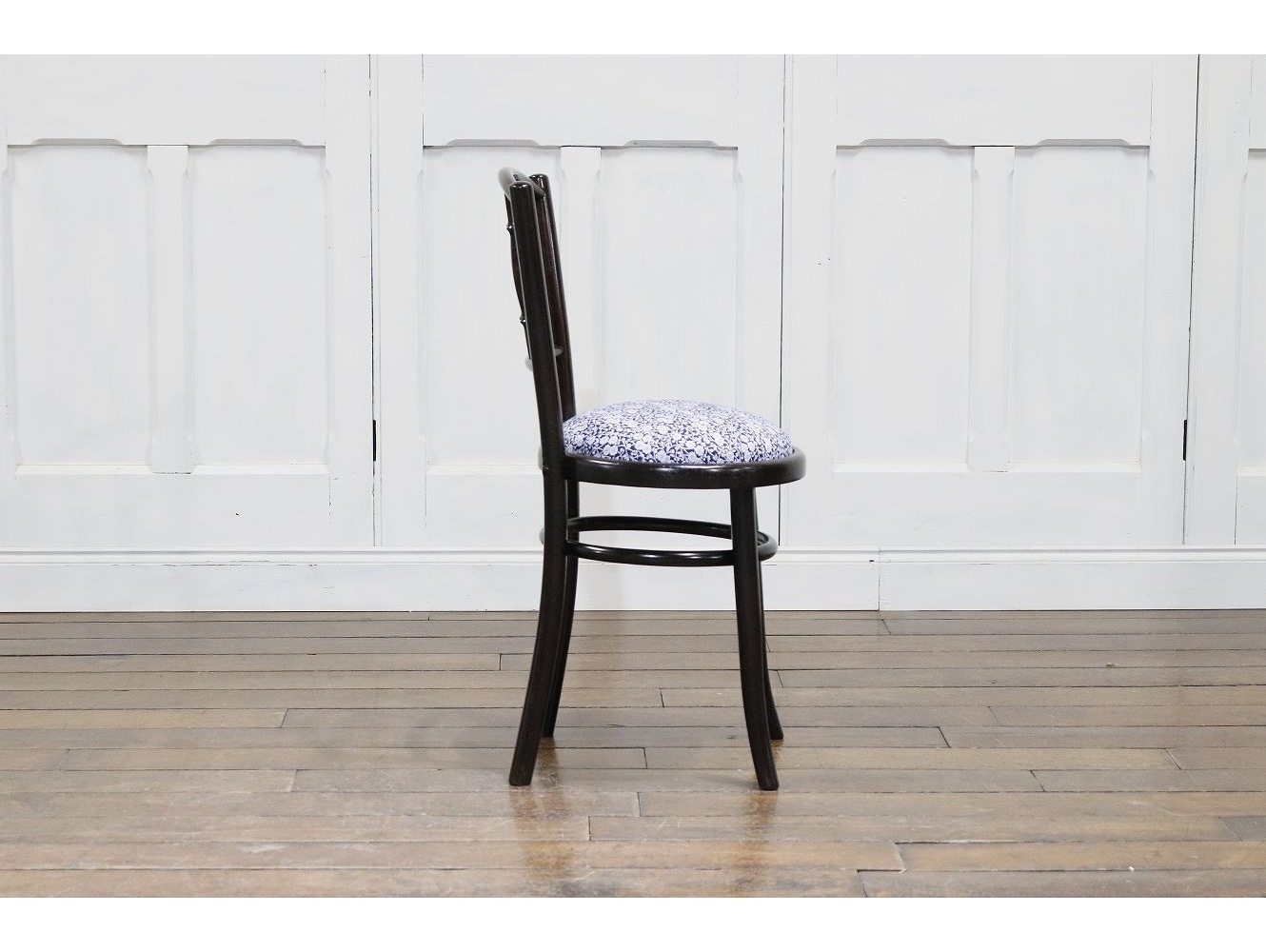 ベントウッドチェア with BURLEIGH