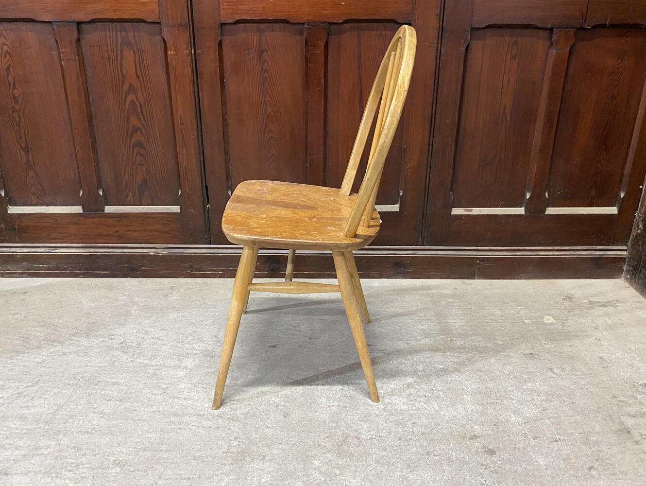 フープバックチェア ERCOL
