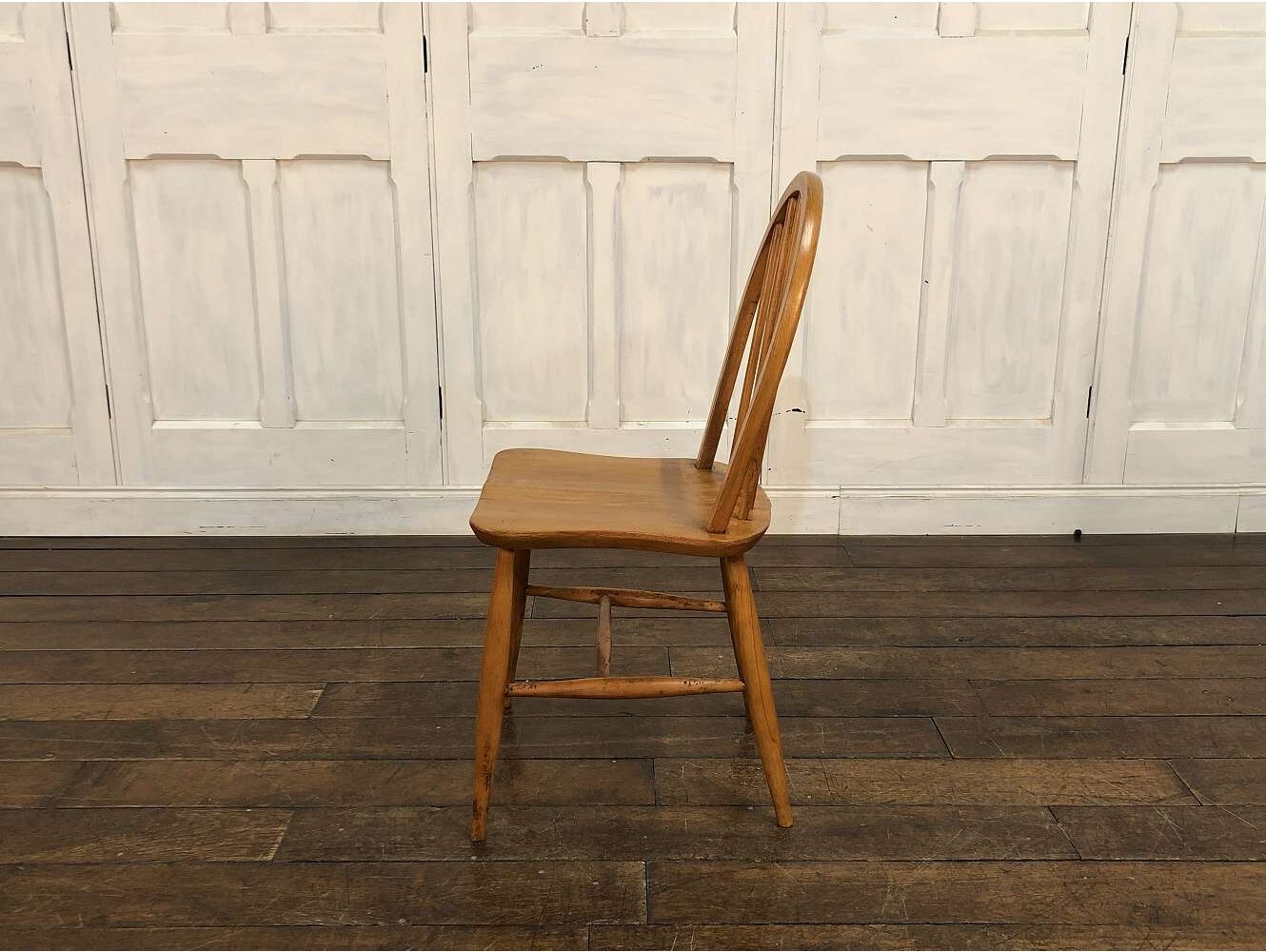 フープバックチェア ERCOL