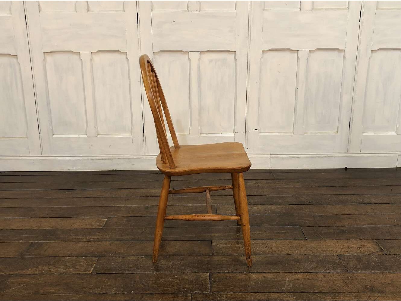 フープバックチェア ERCOL
