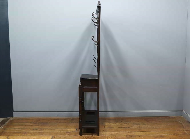 ホールスタンド