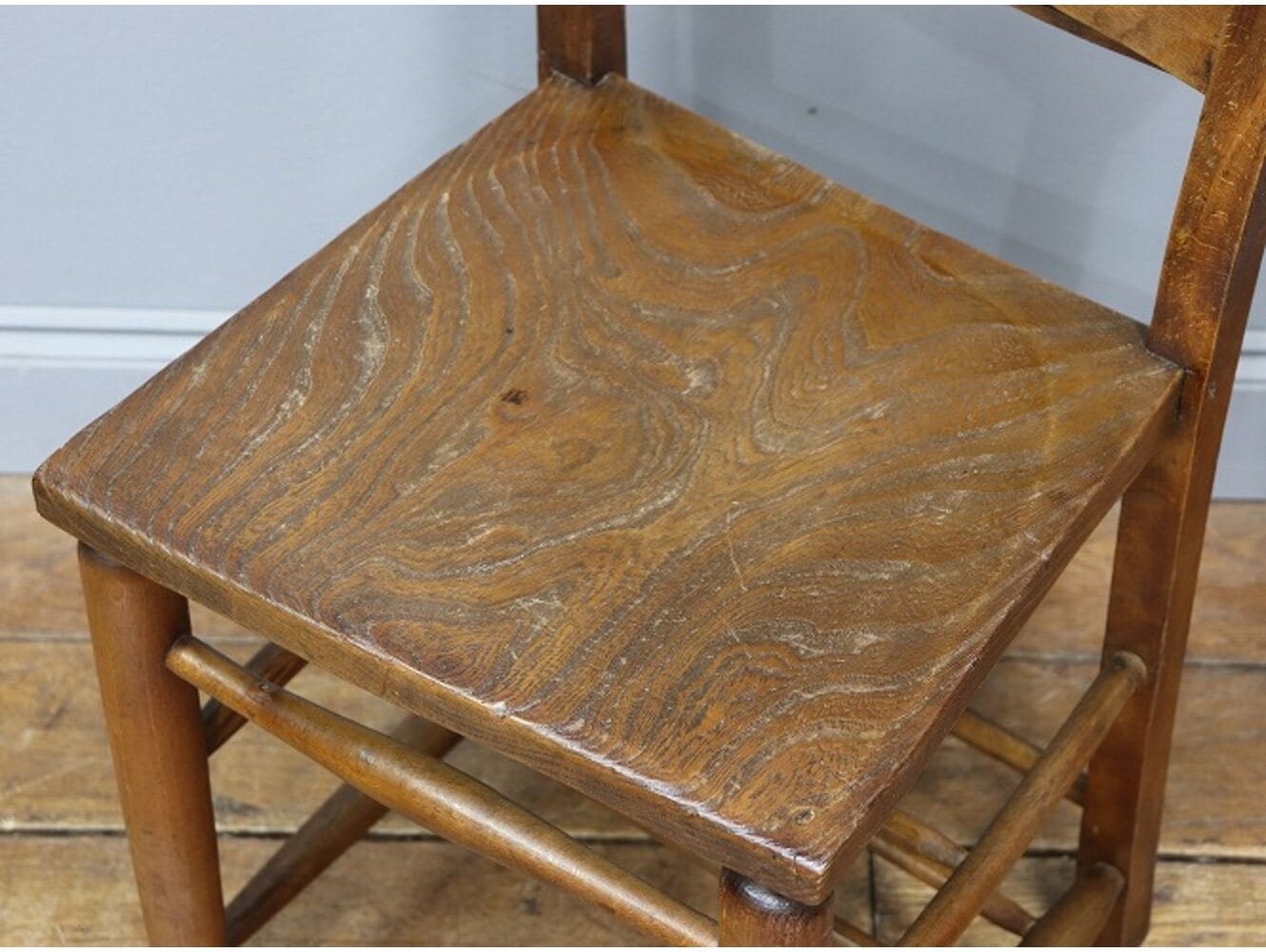 チャーチチェア