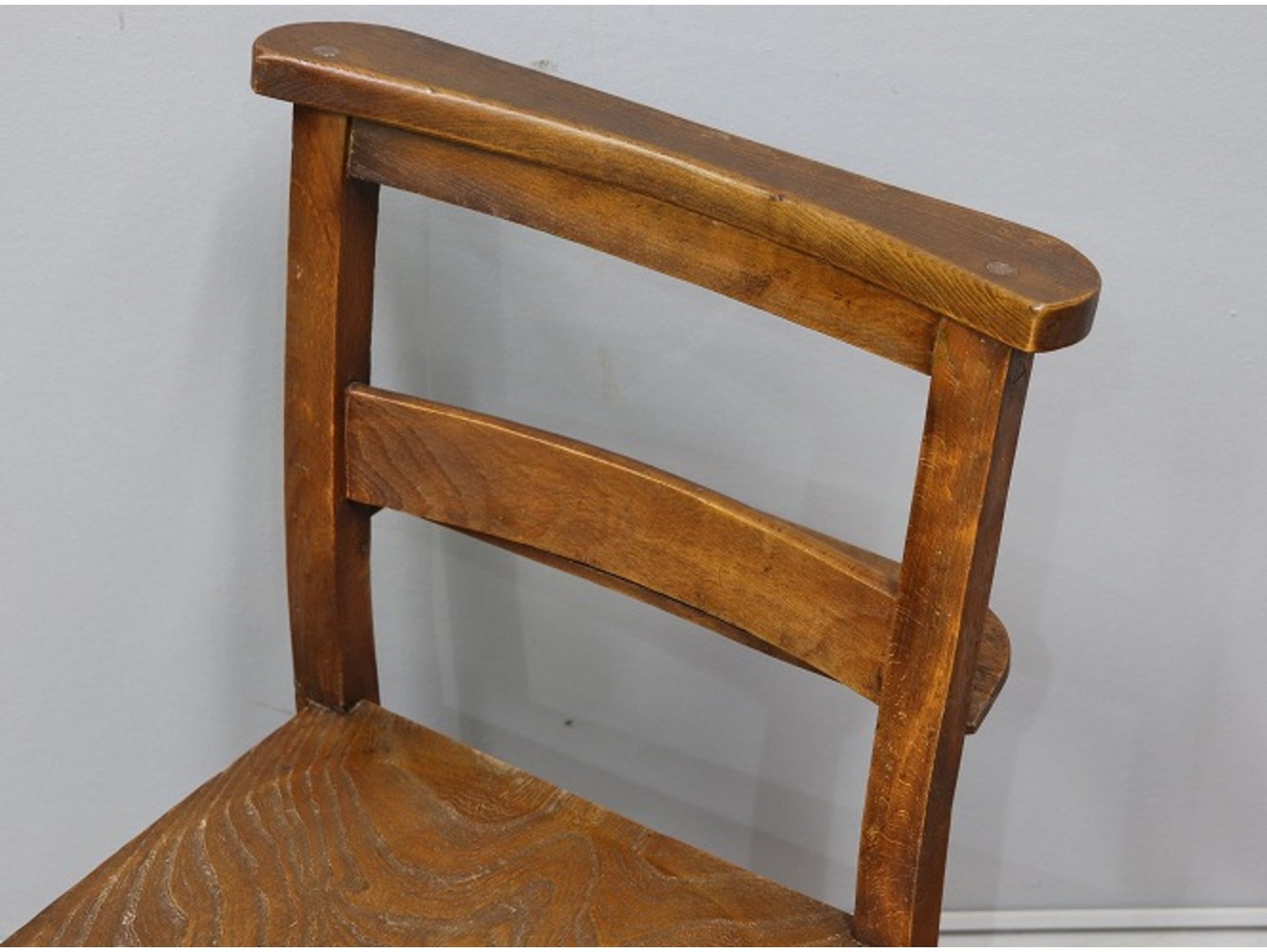 チャーチチェア