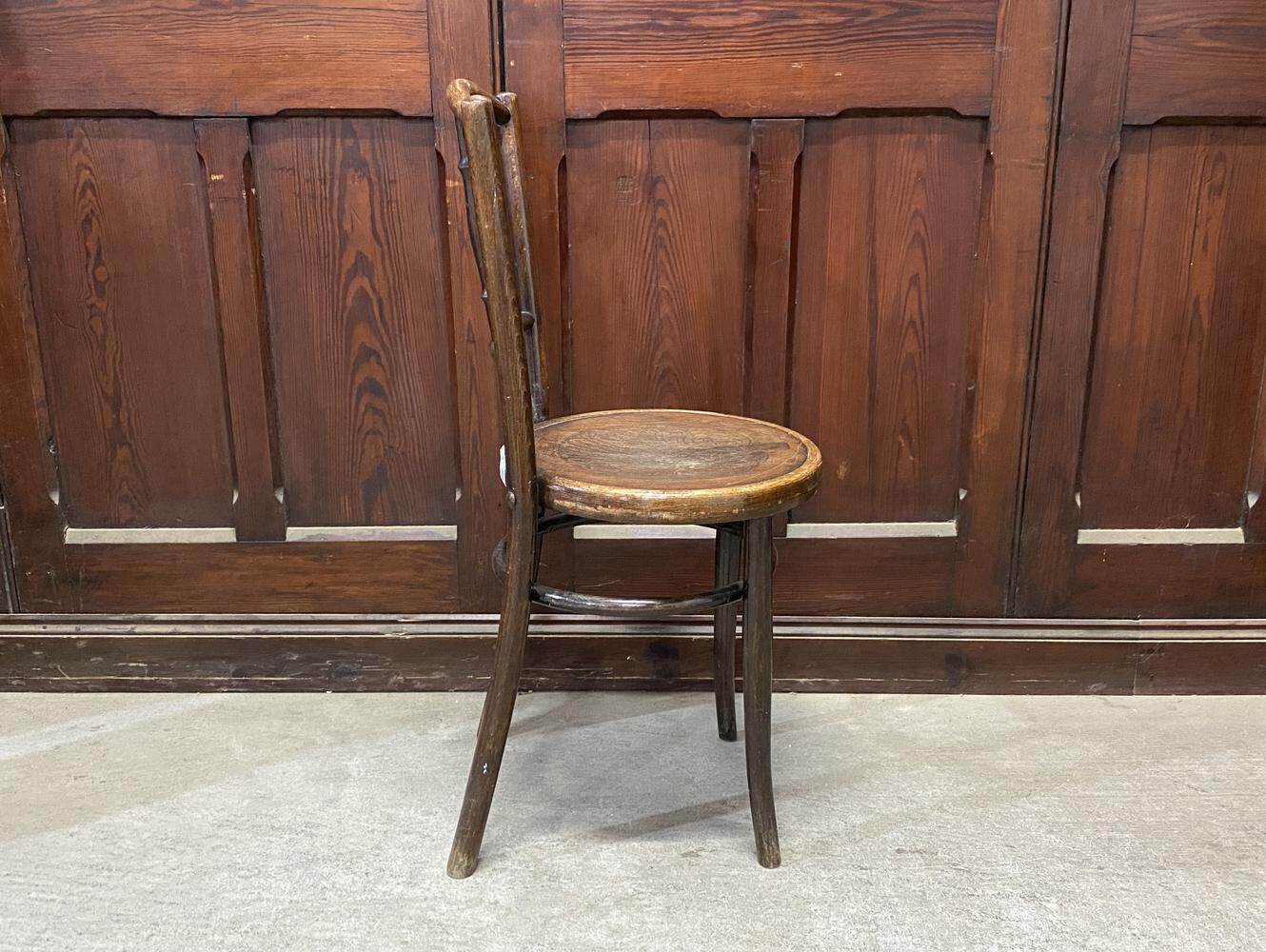 ベントウッドチェア