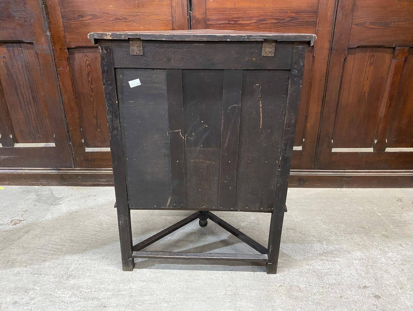 スモールキャビネット