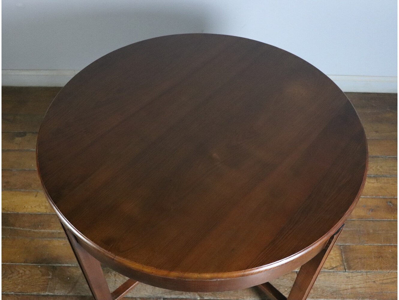 ダイニングテーブル