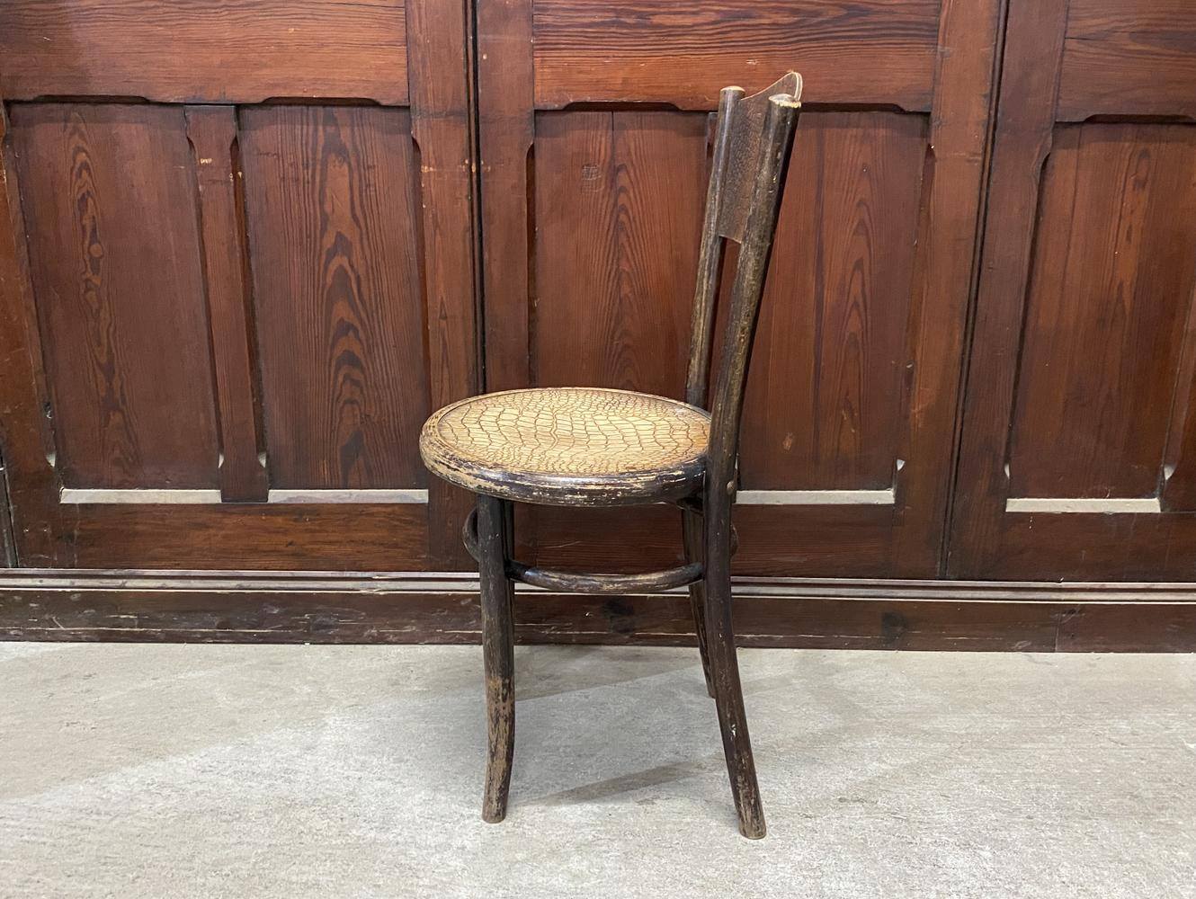 ベントウッドチェア