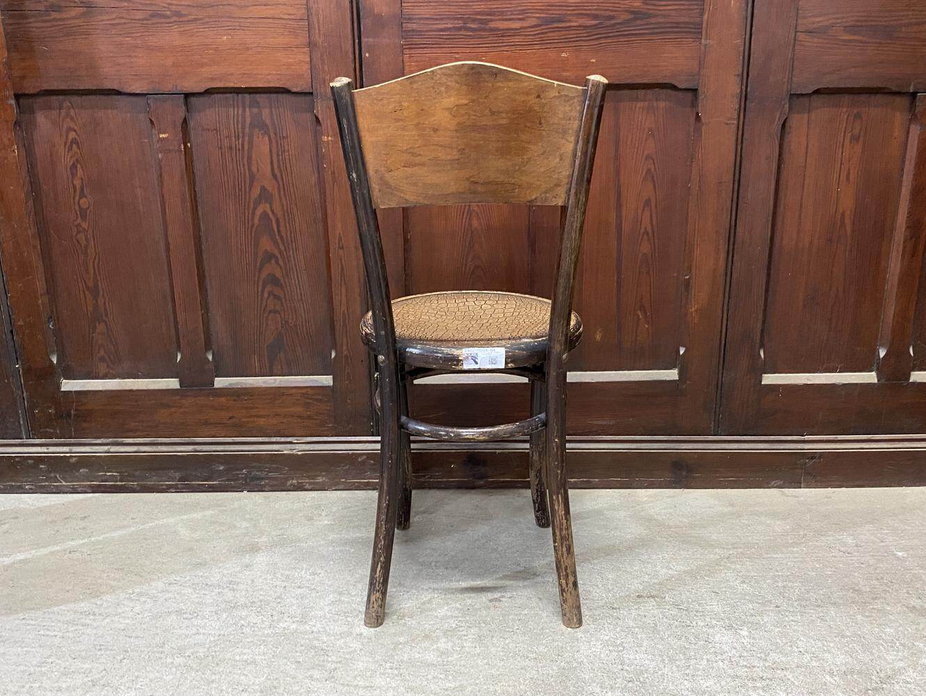 ベントウッドチェア