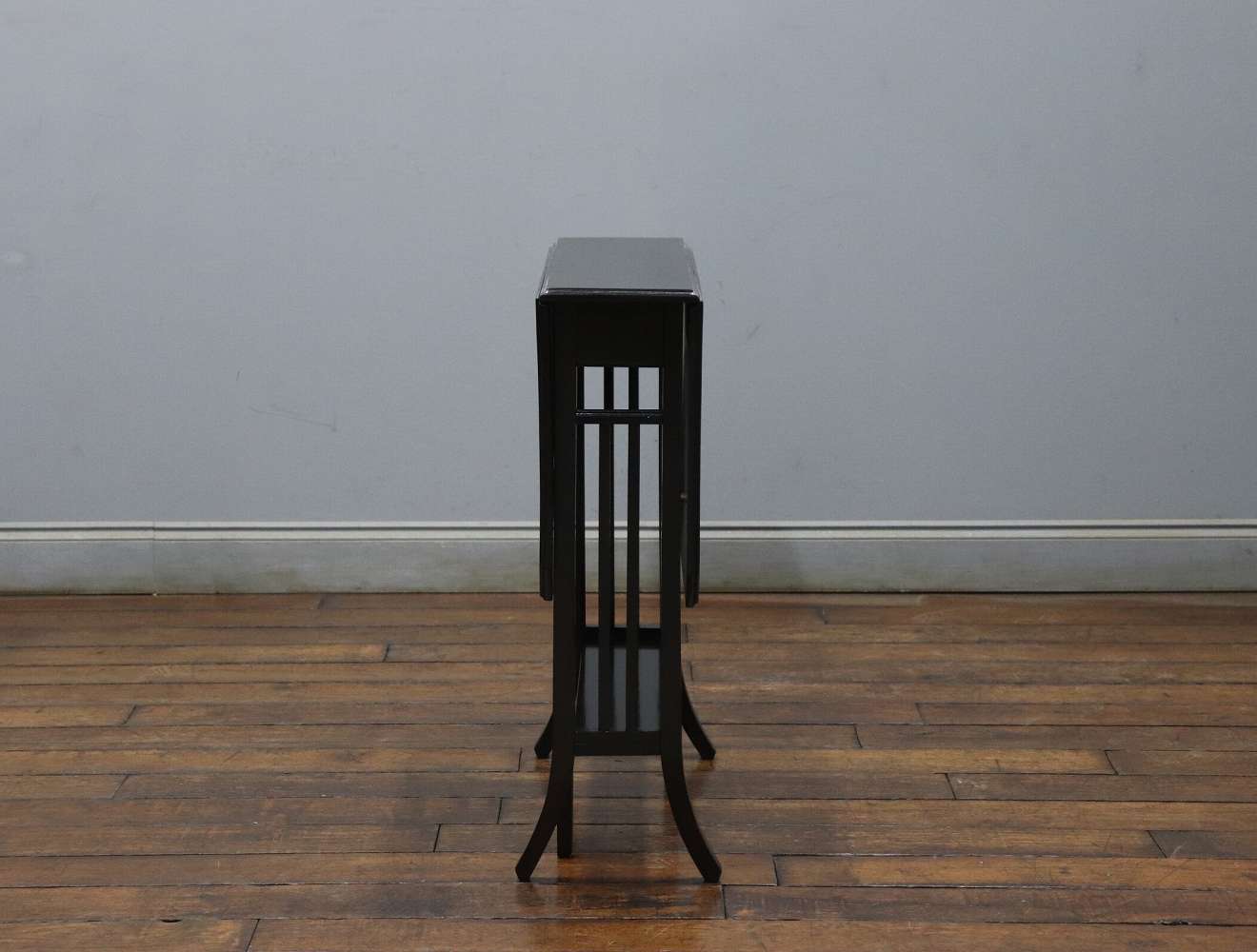 サザーランドテーブル