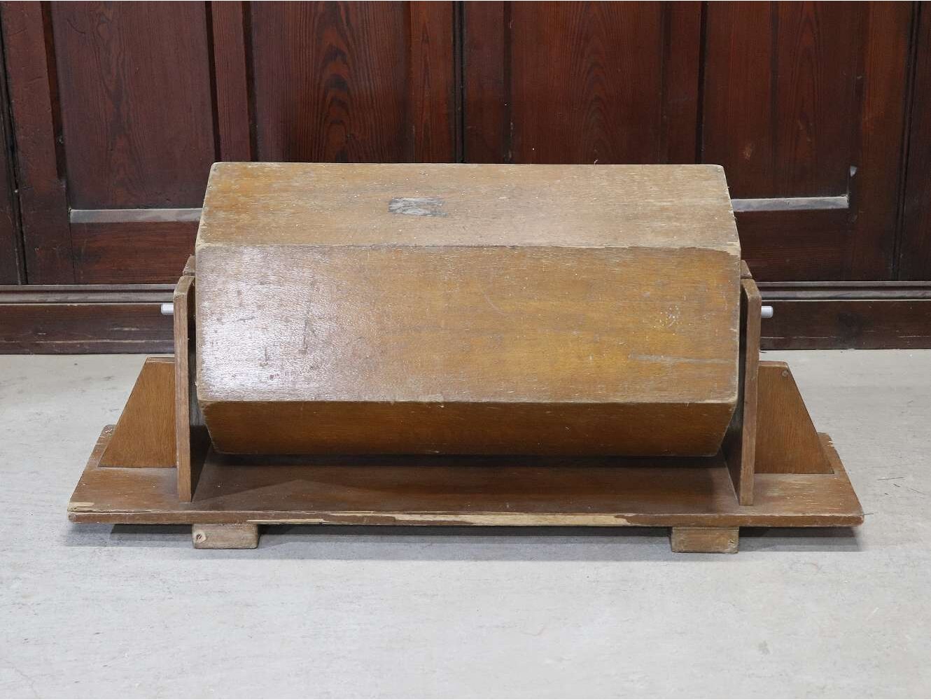 ロトリーマシン（抽選器）