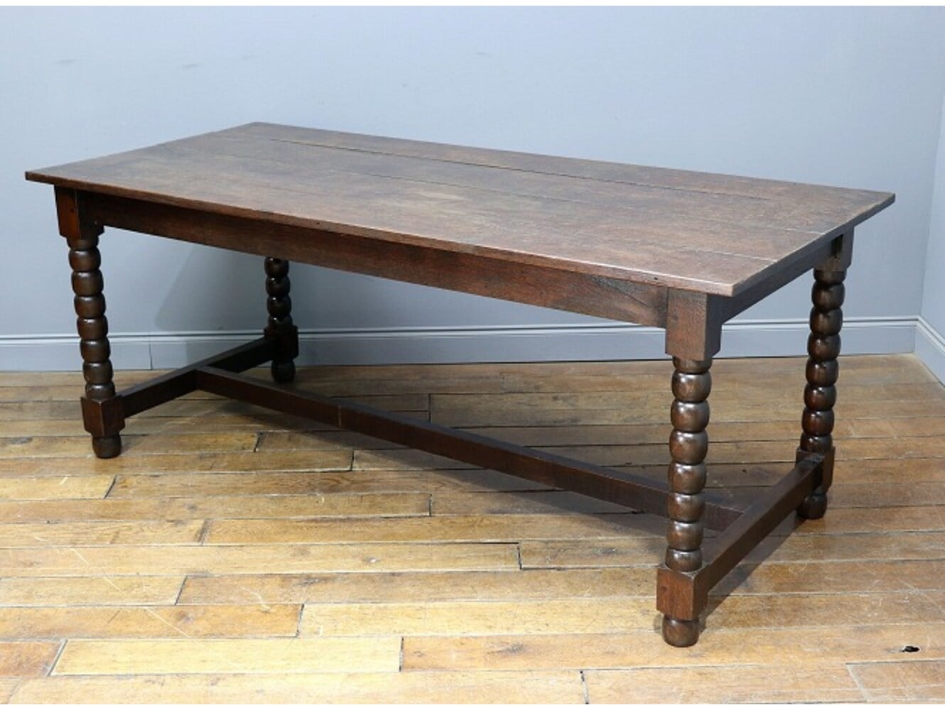 ダイニングテーブル