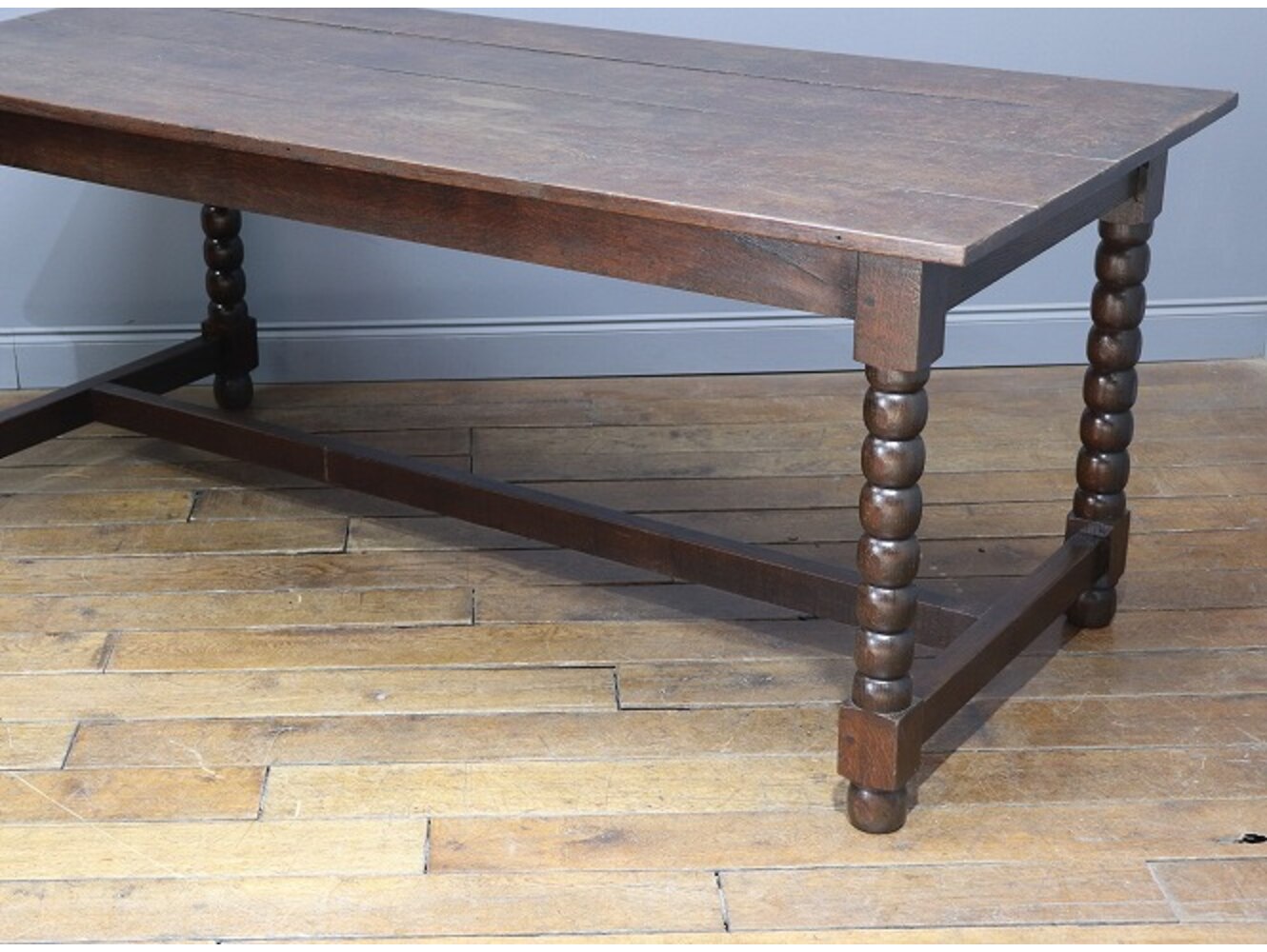 ダイニングテーブル