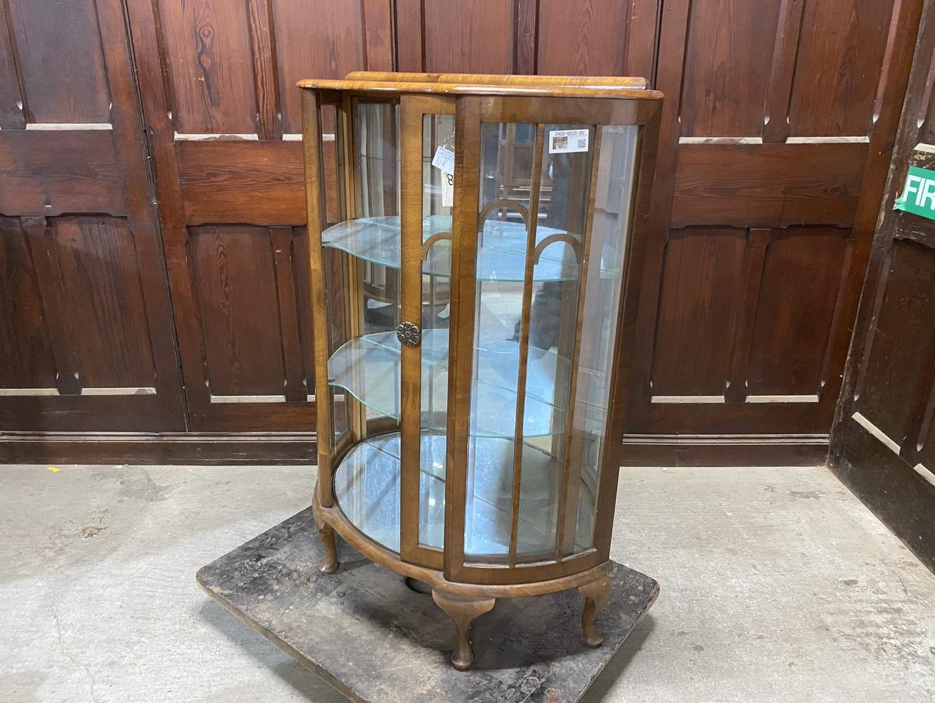 ディスプレイキャビネット