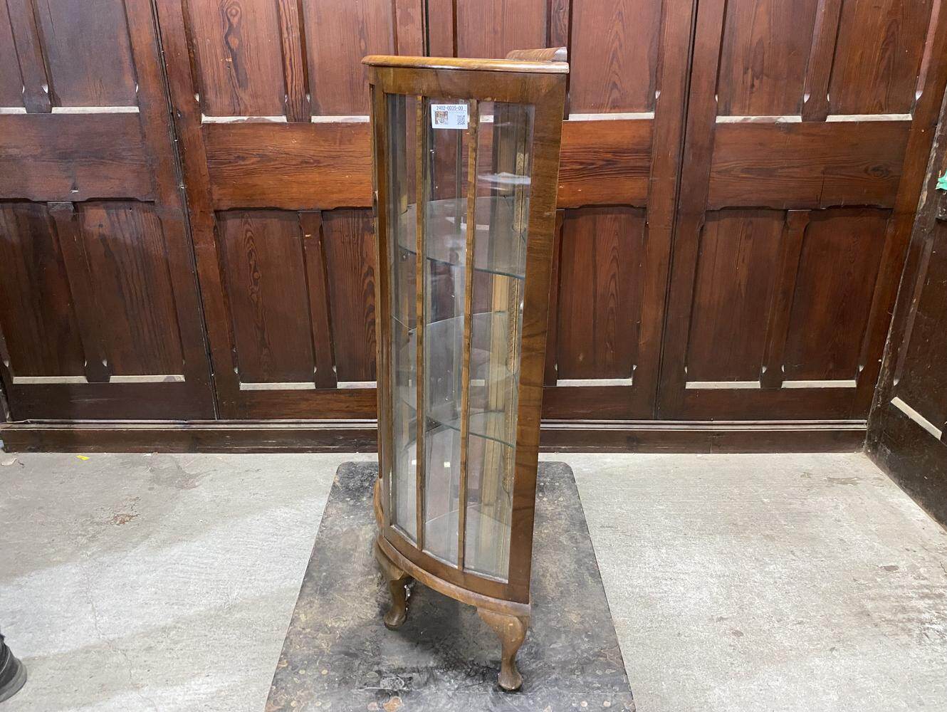 ディスプレイキャビネット