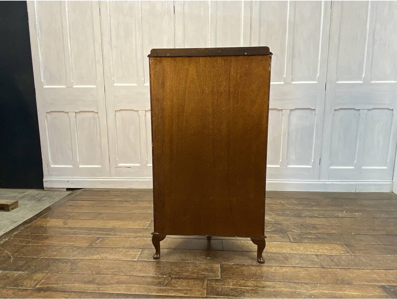 ディスプレイキャビネット