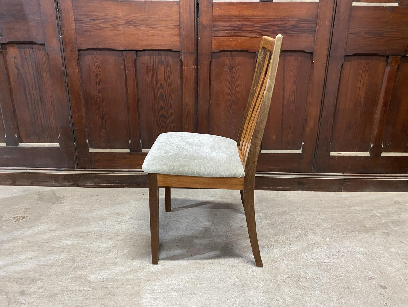 スラットバックチェア4脚セット