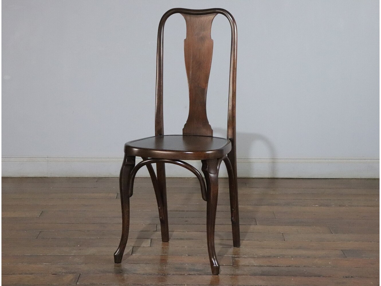 ベントウッドチェア