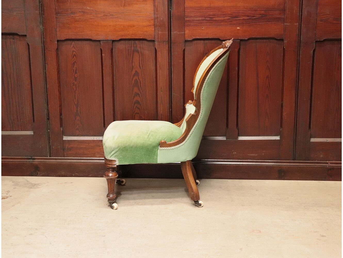 ナーシングソファ