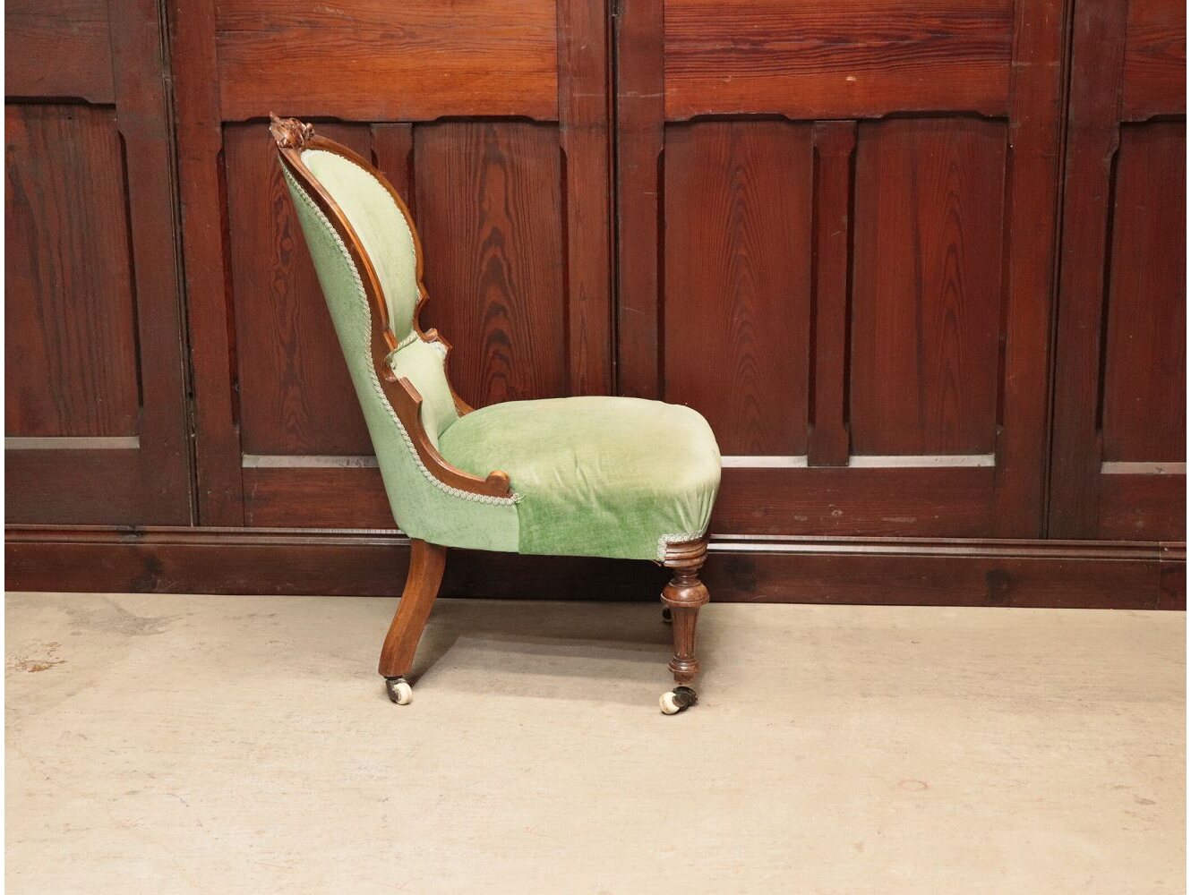 ナーシングソファ