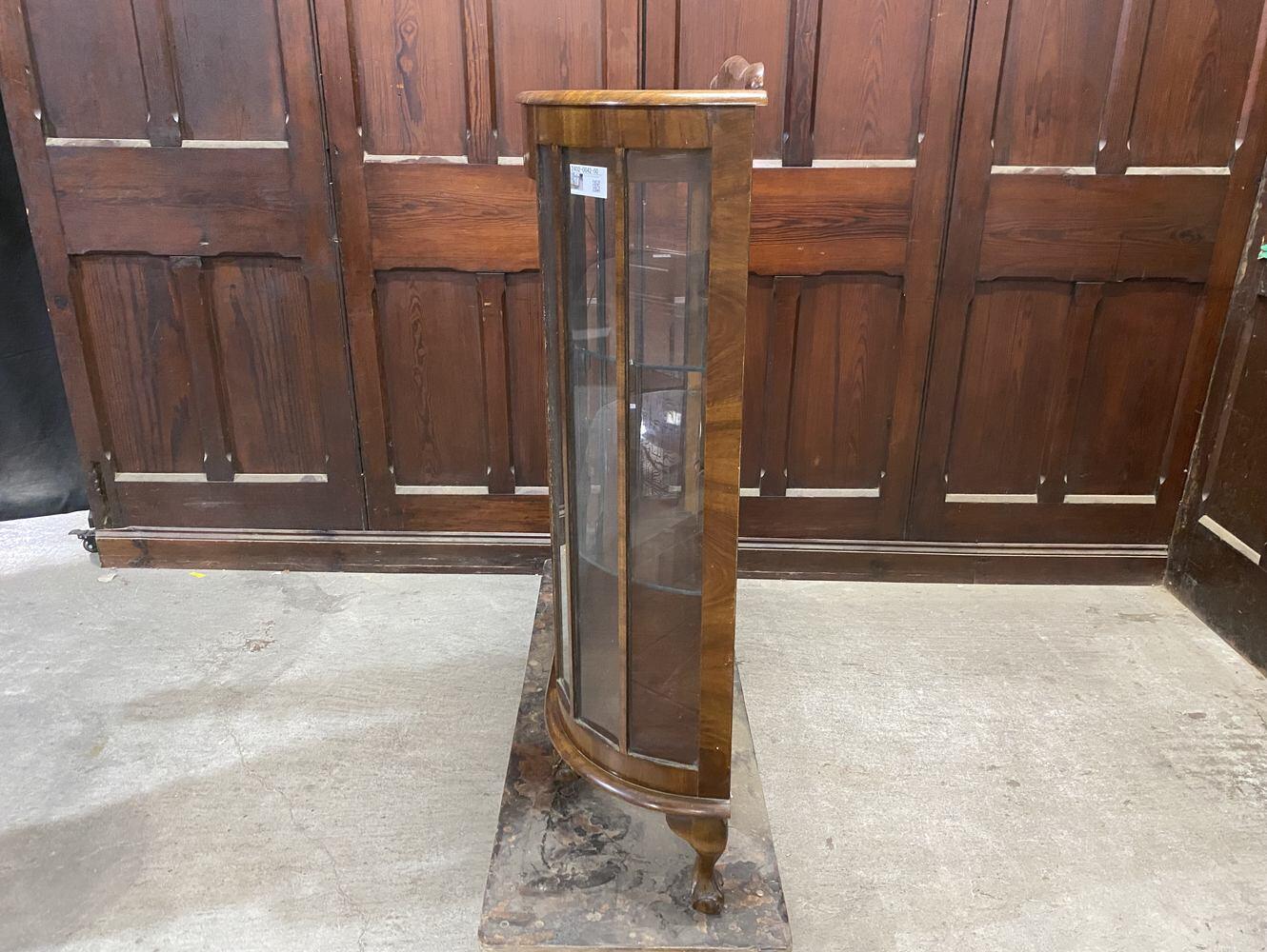 ディスプレイキャビネット