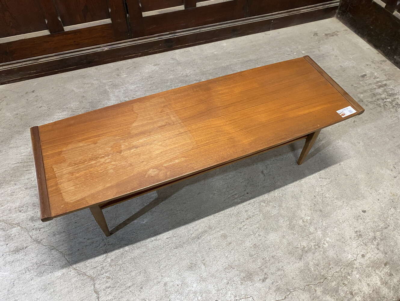 センターテーブル