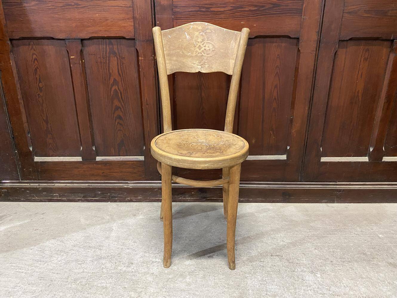 ベントウッドチェア