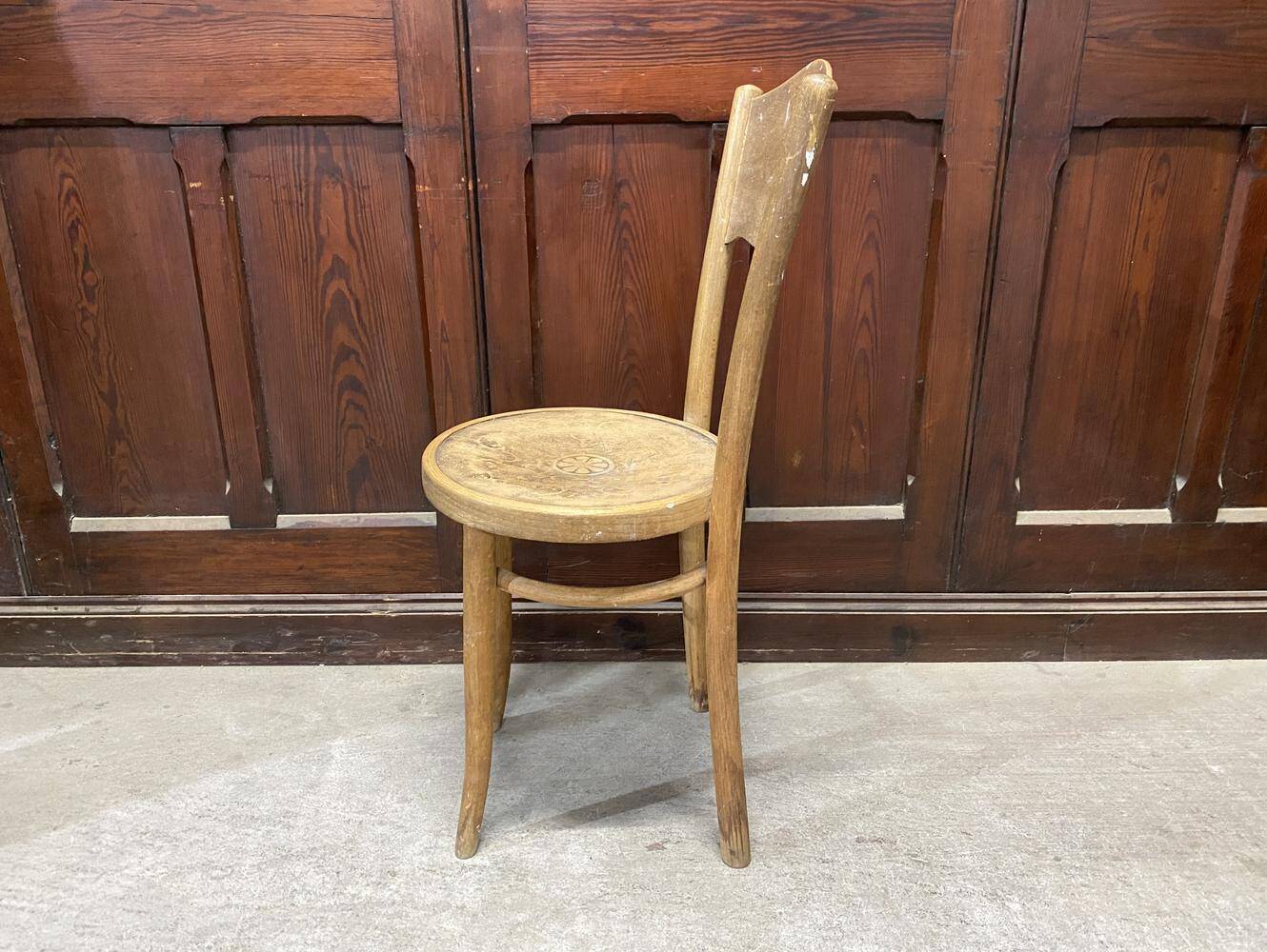 ベントウッドチェア