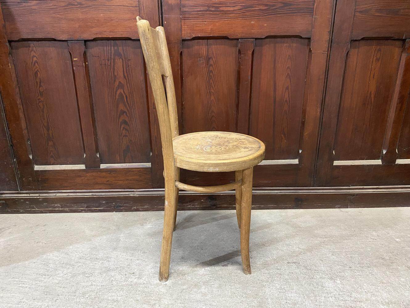 ベントウッドチェア