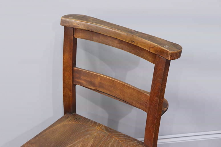 チャーチチェア