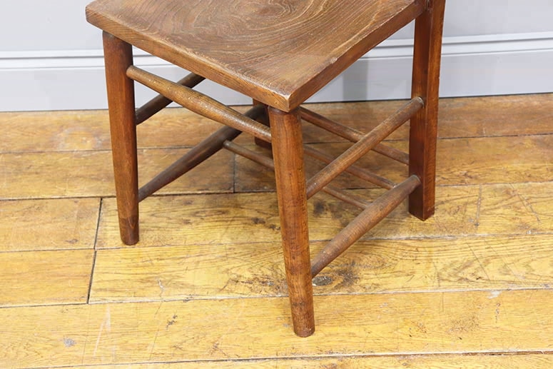 チャーチチェア