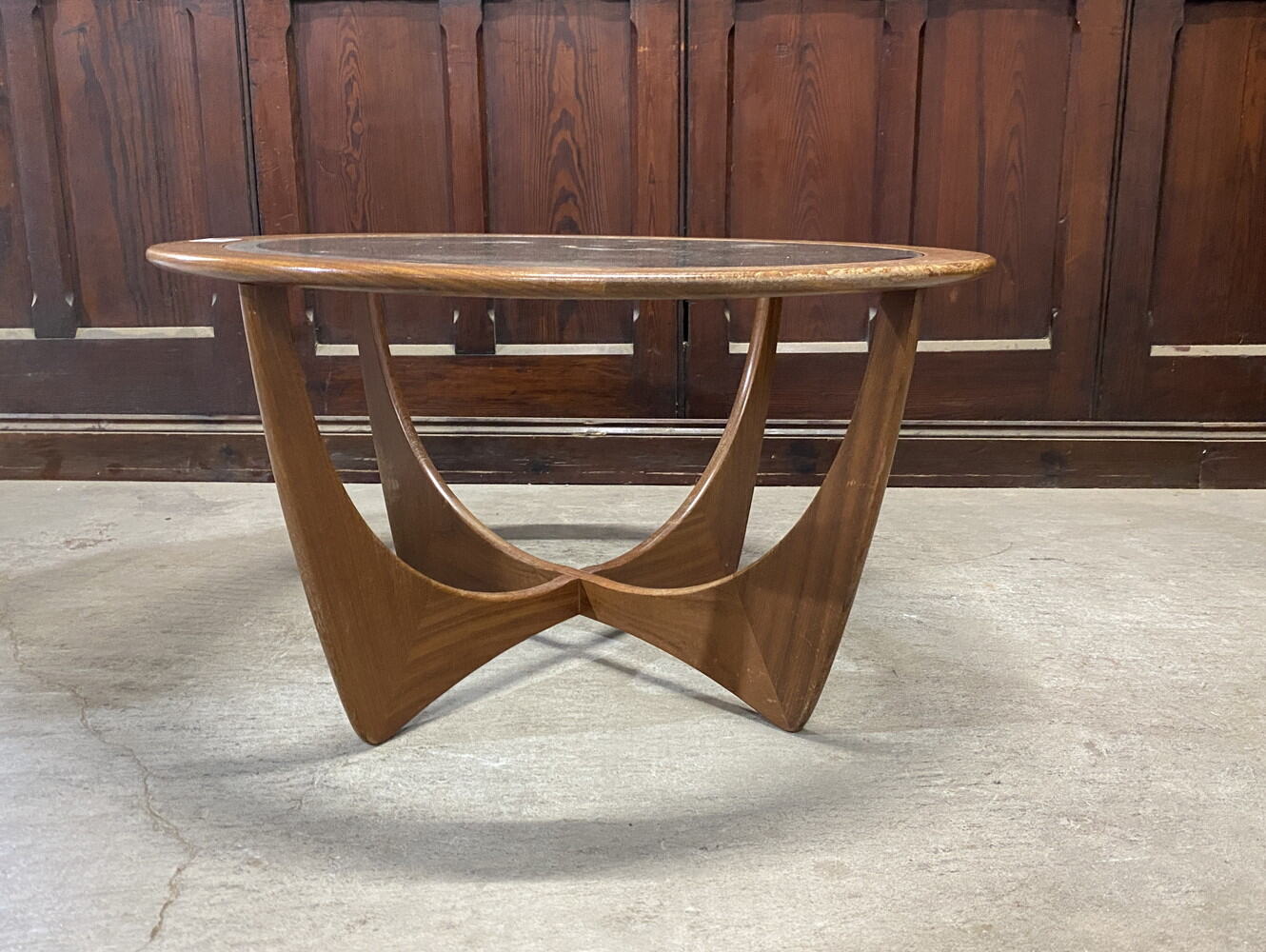 コーヒーテーブル