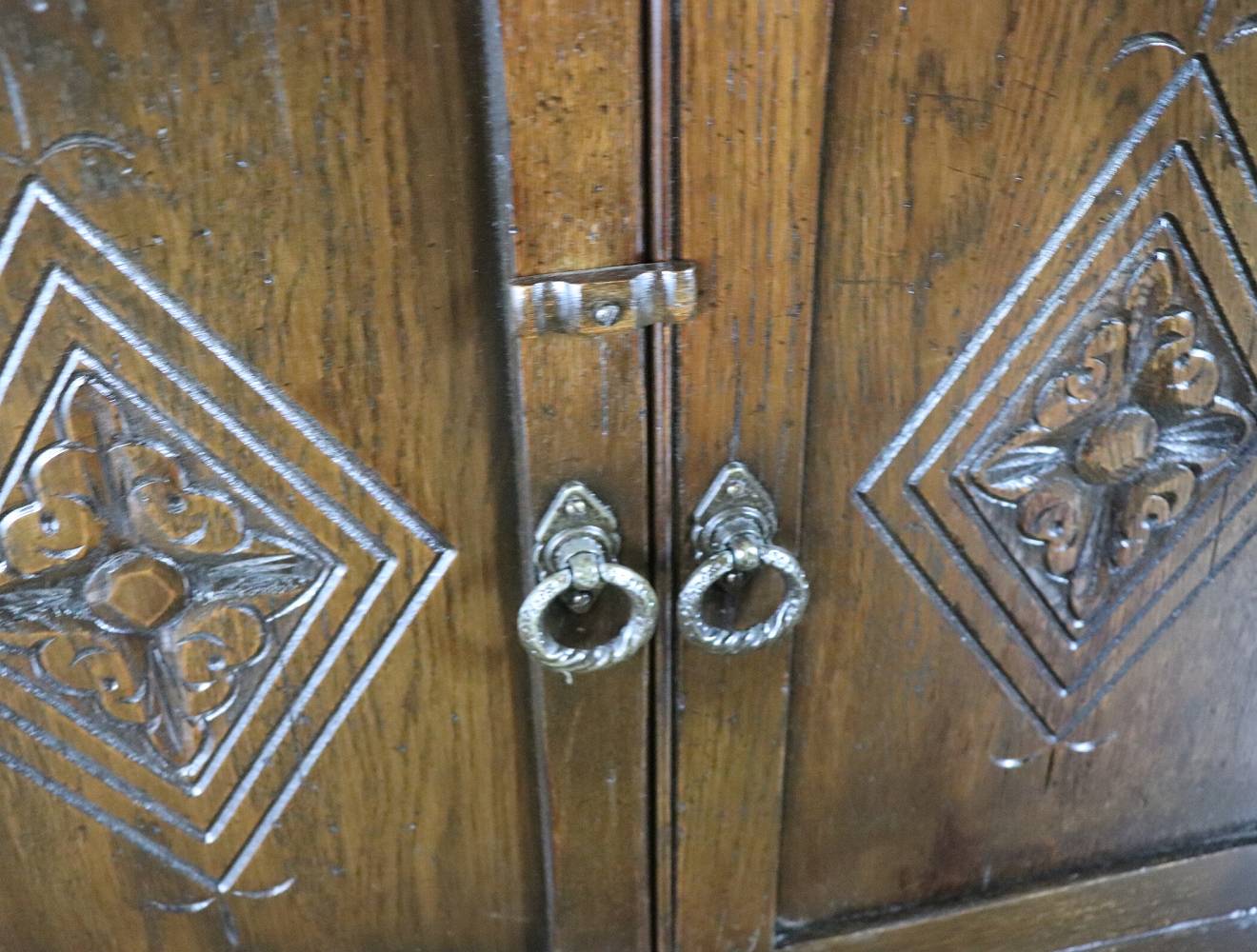 カクテルキャビネット