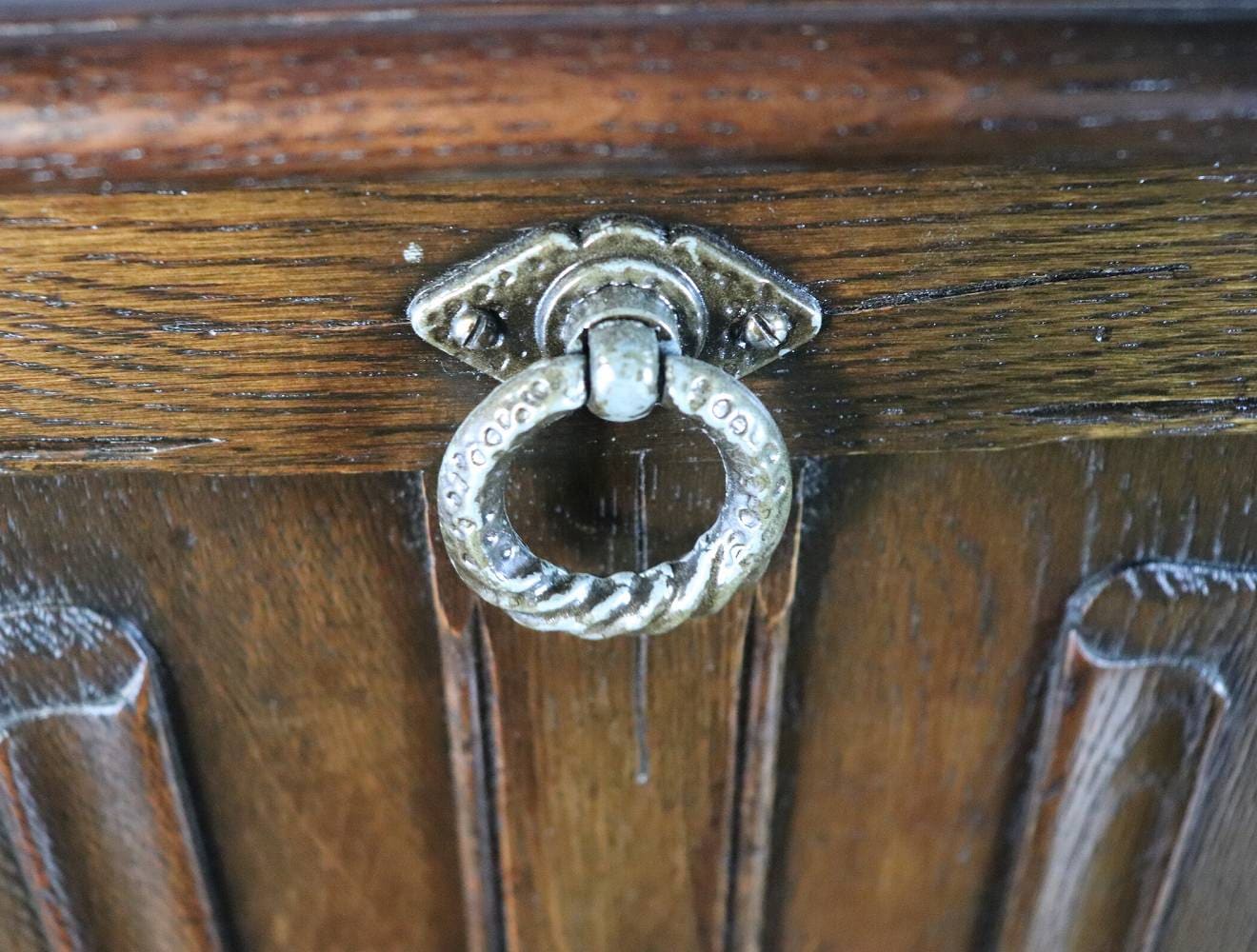 カクテルキャビネット