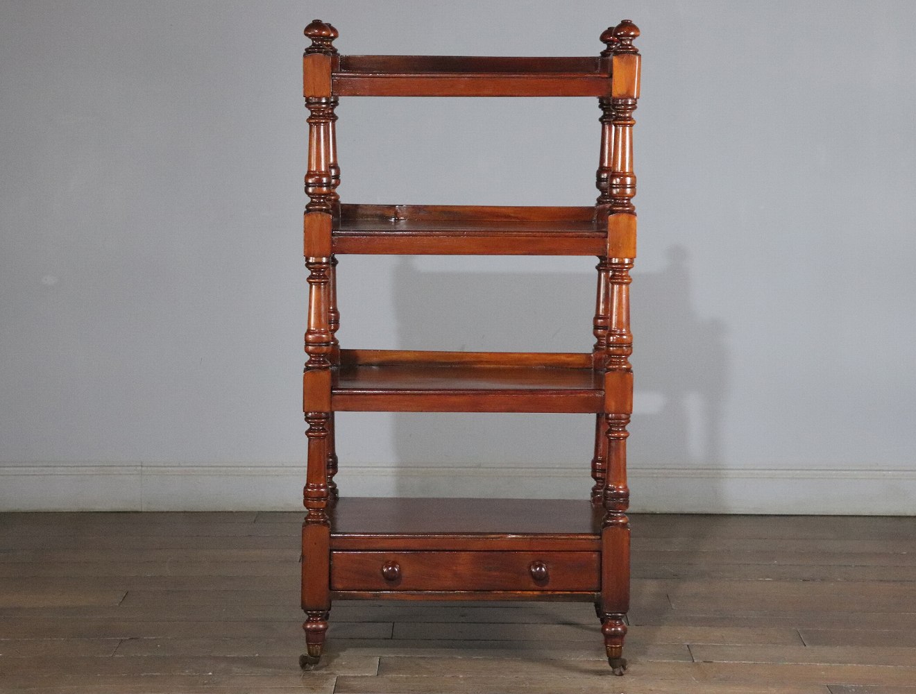 ダムウェイター