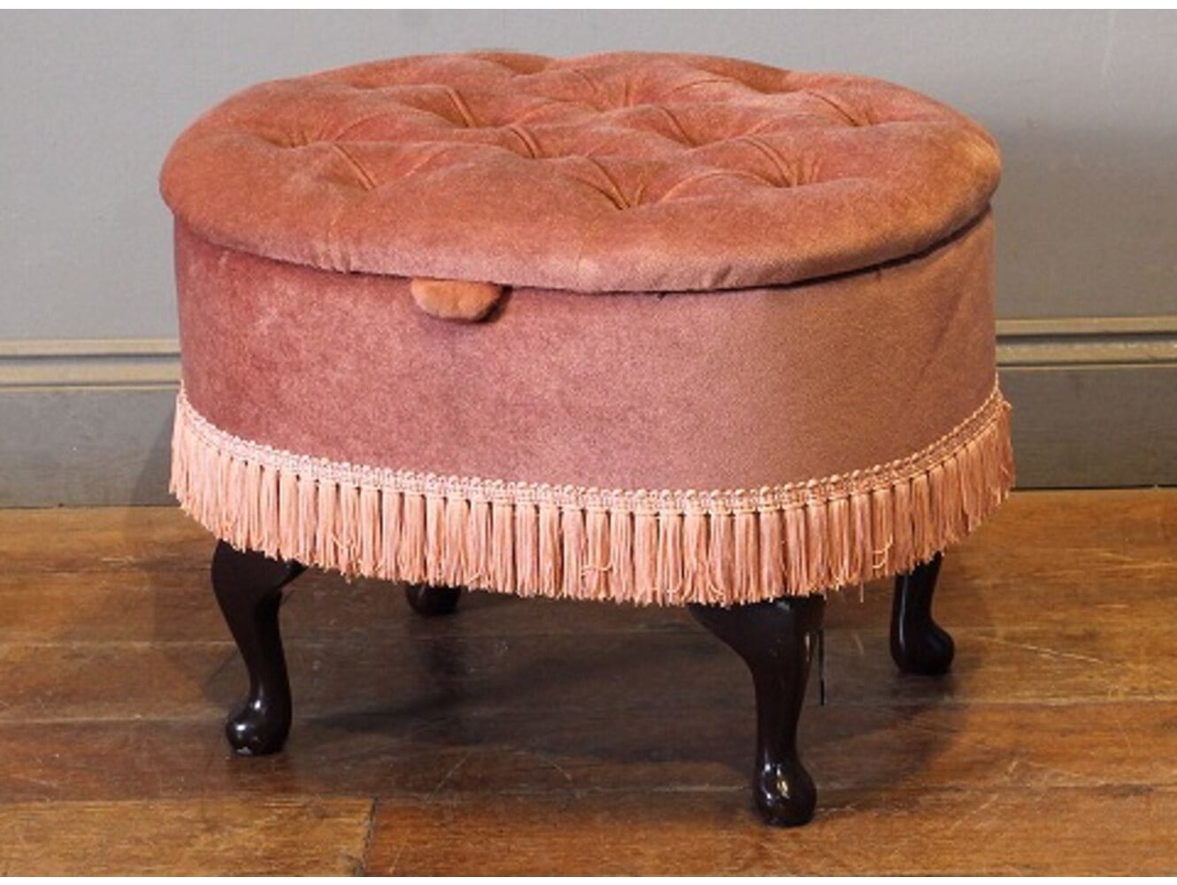 ドレススツール