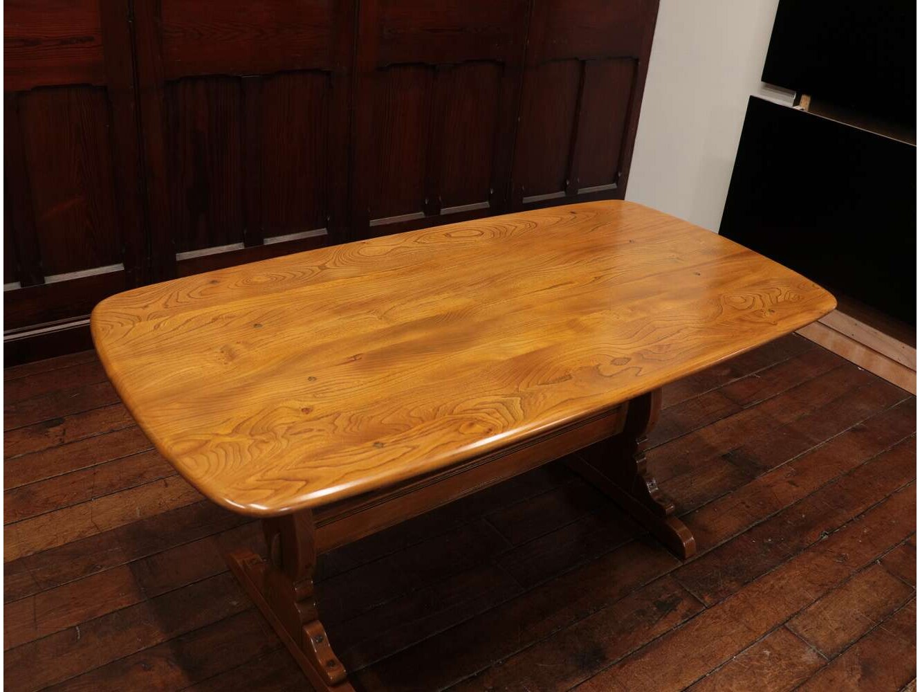 リフェクトリーテーブル ERCOL