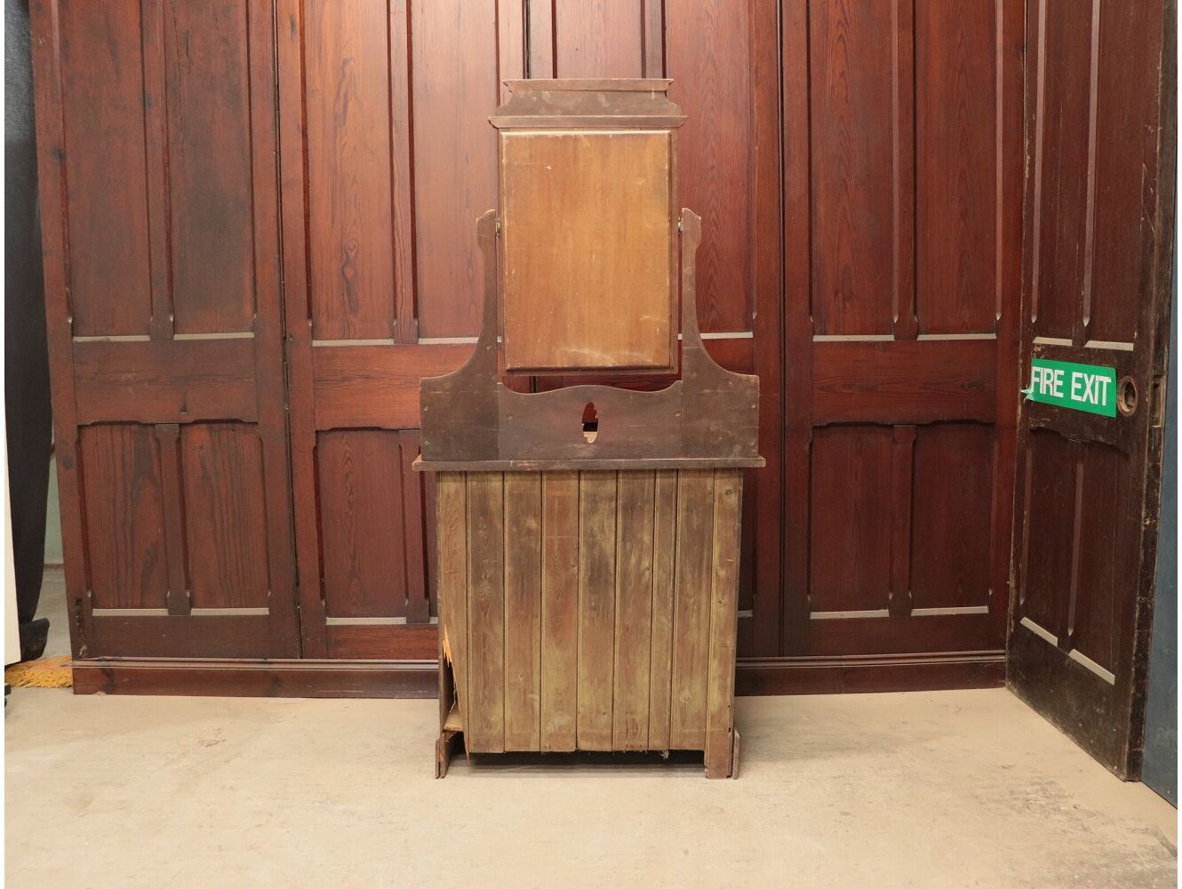 ドレッシングチェスト