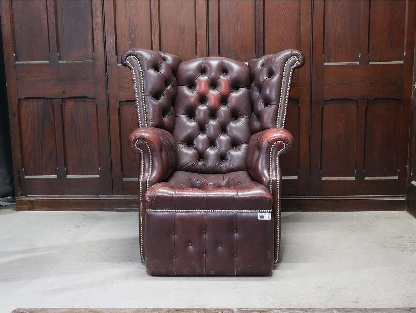 チェスターフィールドソファ