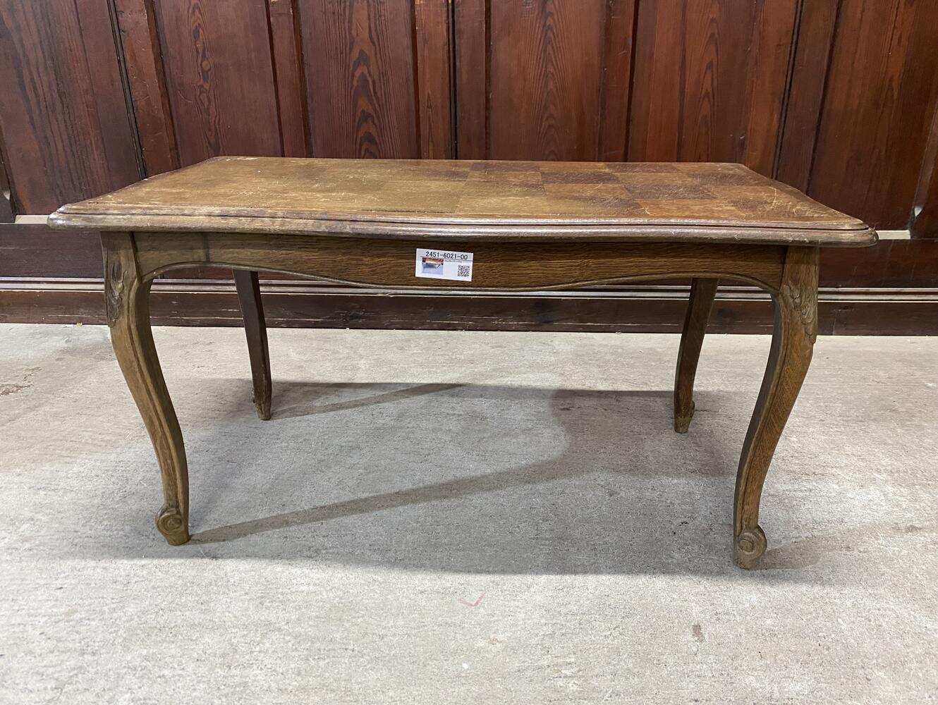 センターテーブル