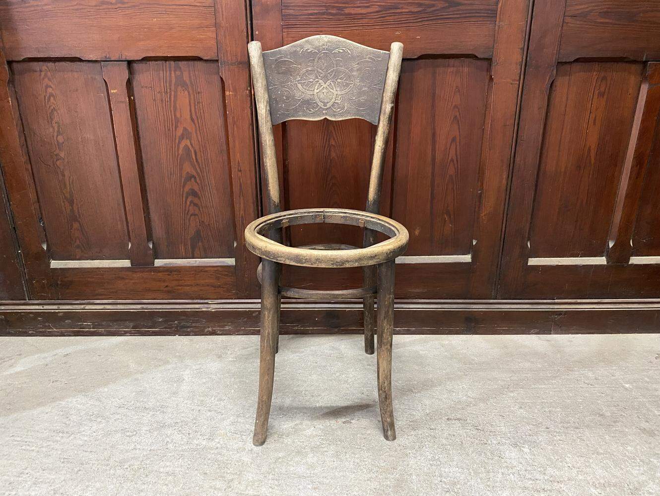 ベントウッドチェア