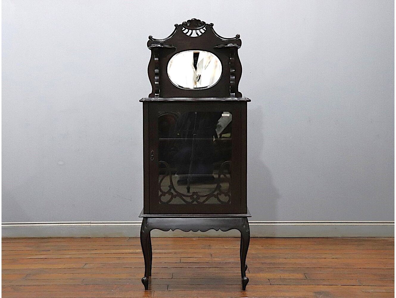 ディスプレイキャビネット