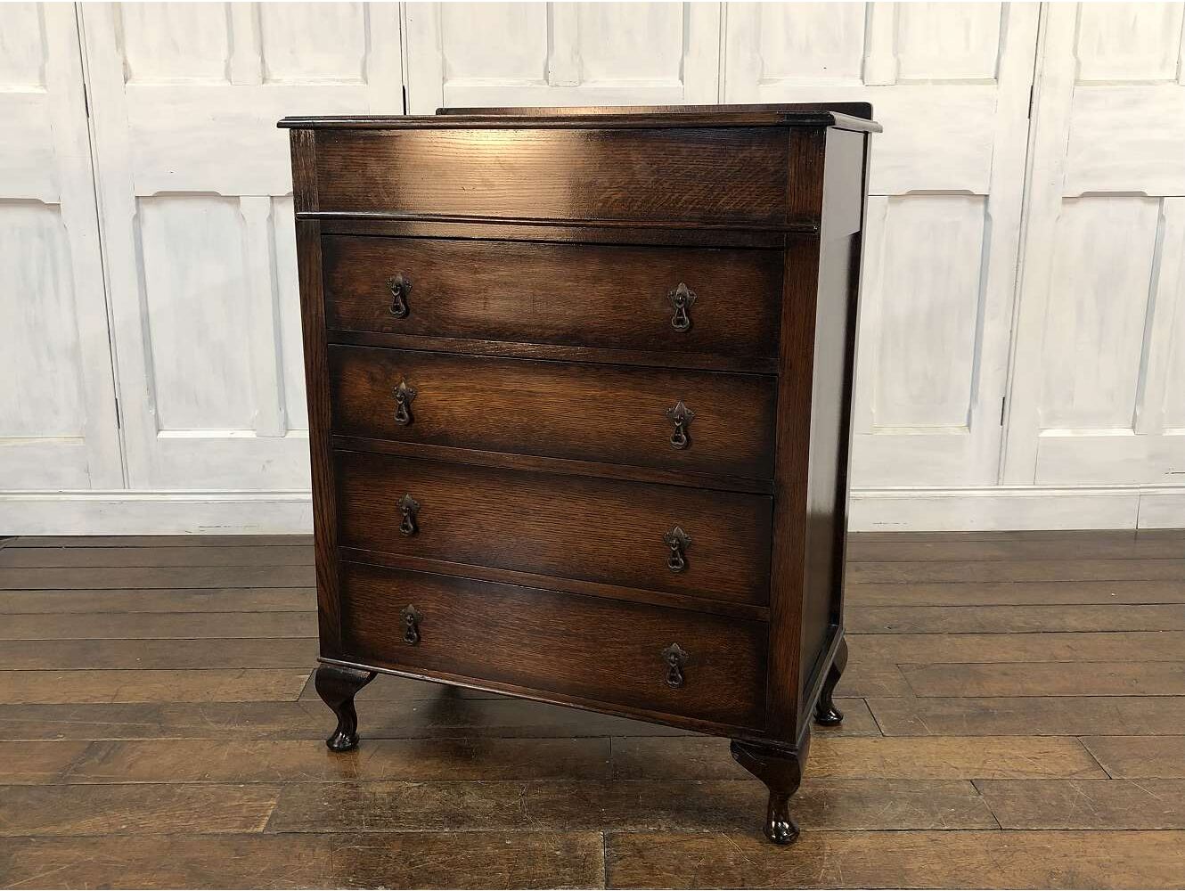 バチェラーチェスト