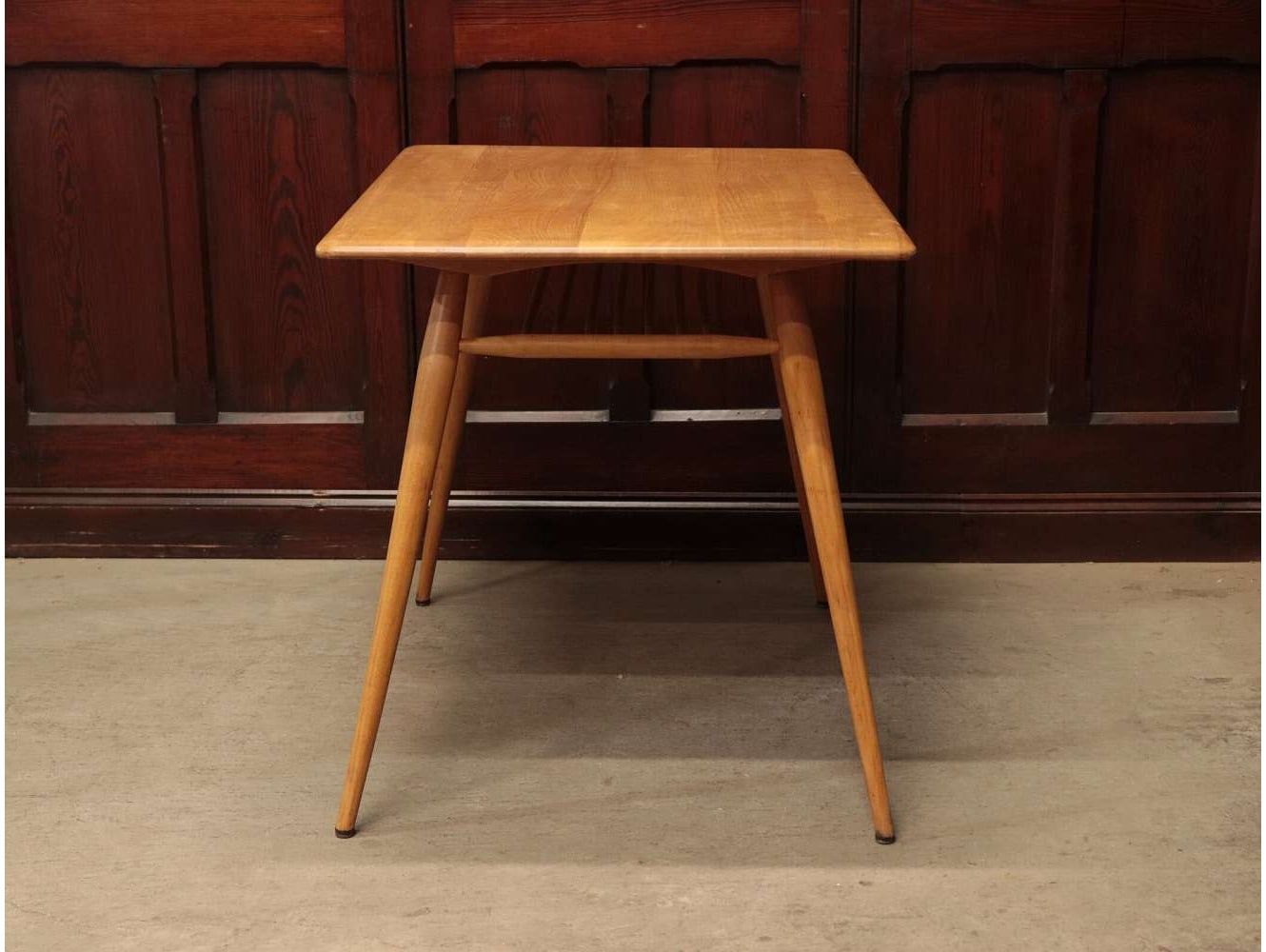 ダイニングテーブル ERCOL