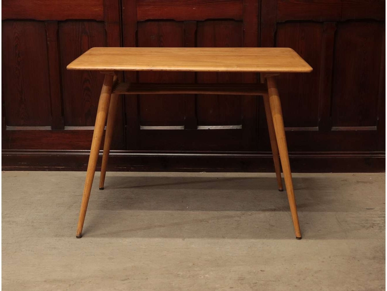 ダイニングテーブル ERCOL