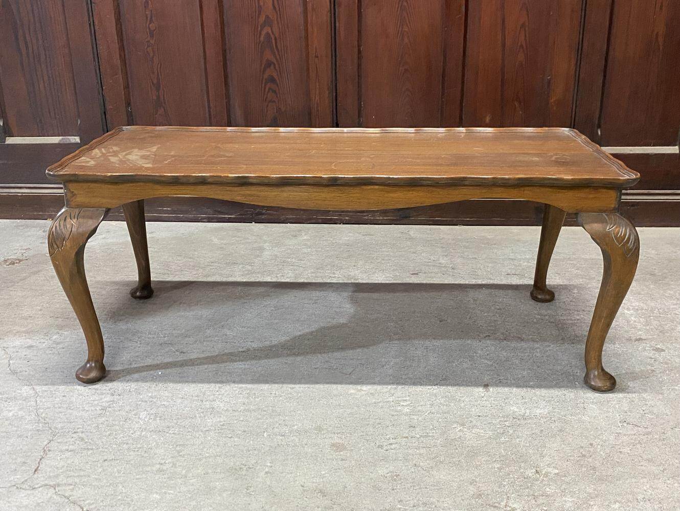 センターテーブル