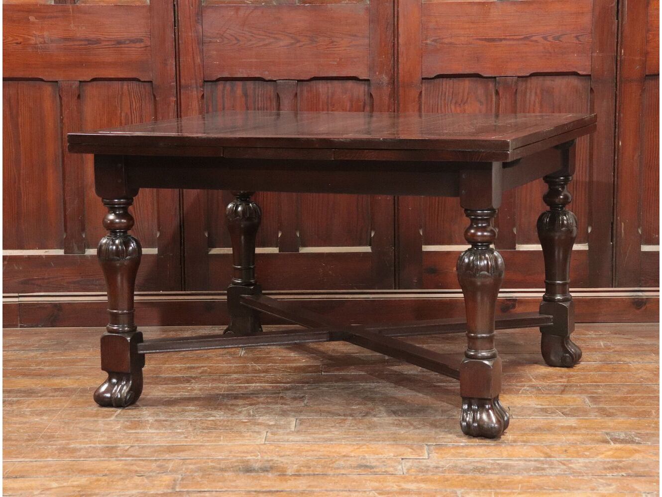 ドローリーフテーブル